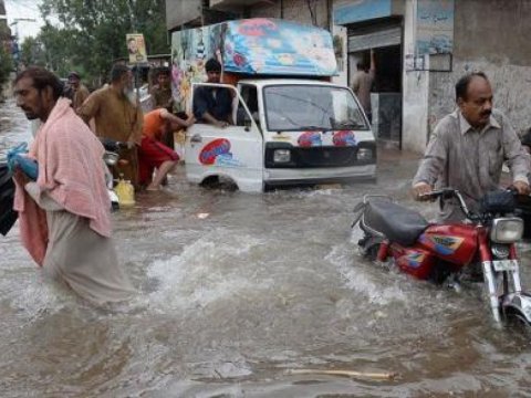 Pakistanda daşqınlar nəticəsində 195 nəfər ölüb