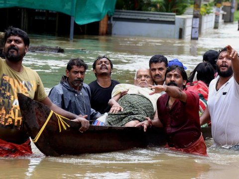 Hindistanda güclü yağışlar nəticəsində 170-dən çox insan həyatını itirib