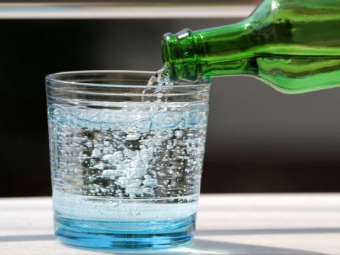 Təbii mineral suya dair tələblər müəyyənləşdi