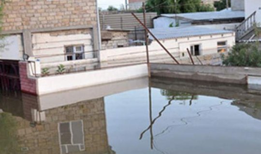 Muğan qəsəbəsində evlər suyun altında qaldı