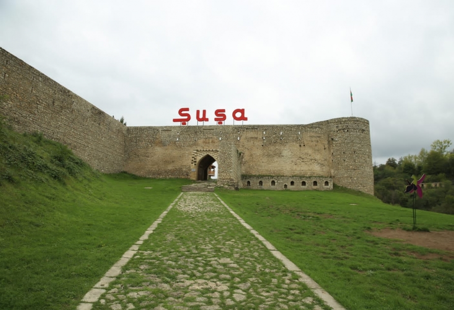Şuşaya şəhərinə mineral su ehtiyatları gətirilir