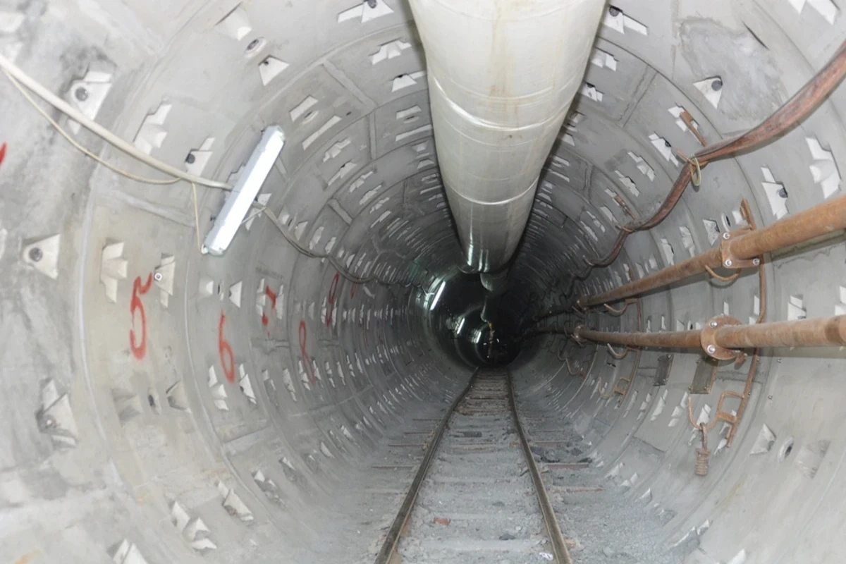 Bakıda tunel tipli yeni kanalizasiya kollektorlarının inşasına başlanıldı